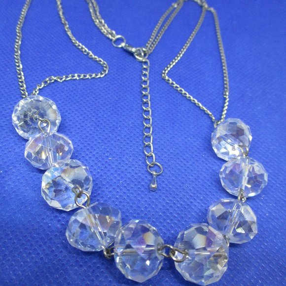 Vintage Crystal Necklace Faceted Crysal Beads With 2 Silver Tone Metal End Chain - Picture 9 of 14